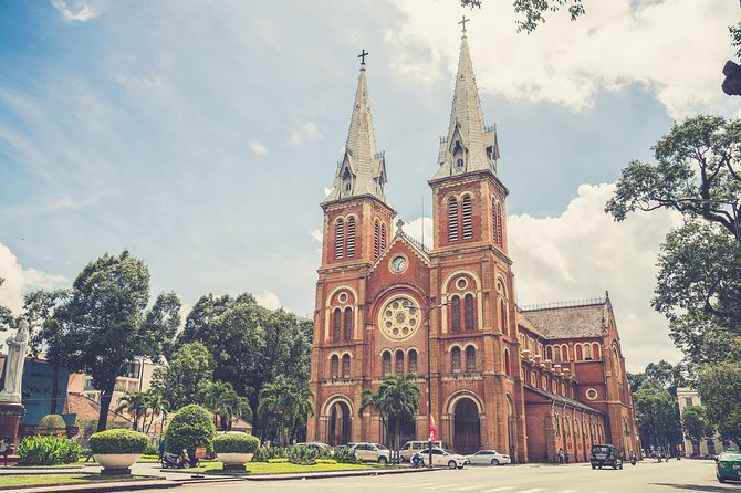 10-day Small-Group Vietnam Highlight Tour - Cu Chi Tunnels and Saigon’s war landmarks: history you can walk through