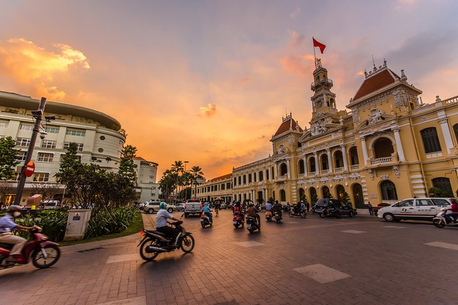 10-day Small-Group Vietnam Highlight Tour - Hanoi in a single day: Long Bien Bridge, Ho Chi Minh Mausoleum, and Temple of Literature
