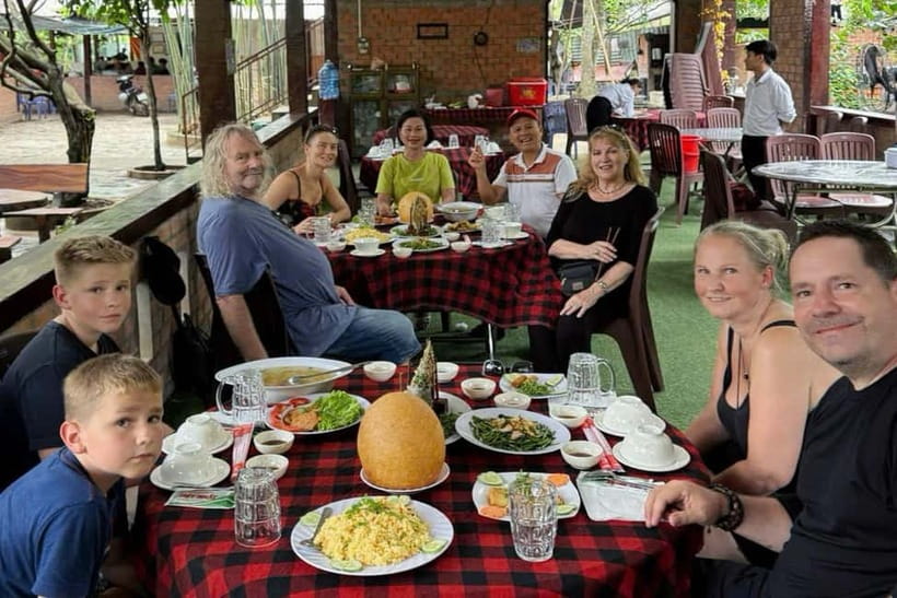 2-Day Mekong Delta Luxury Group Tour from Ho Chi Minh City - Tortoise Islet, Ben Tre Fruits, and Southern Folk Music