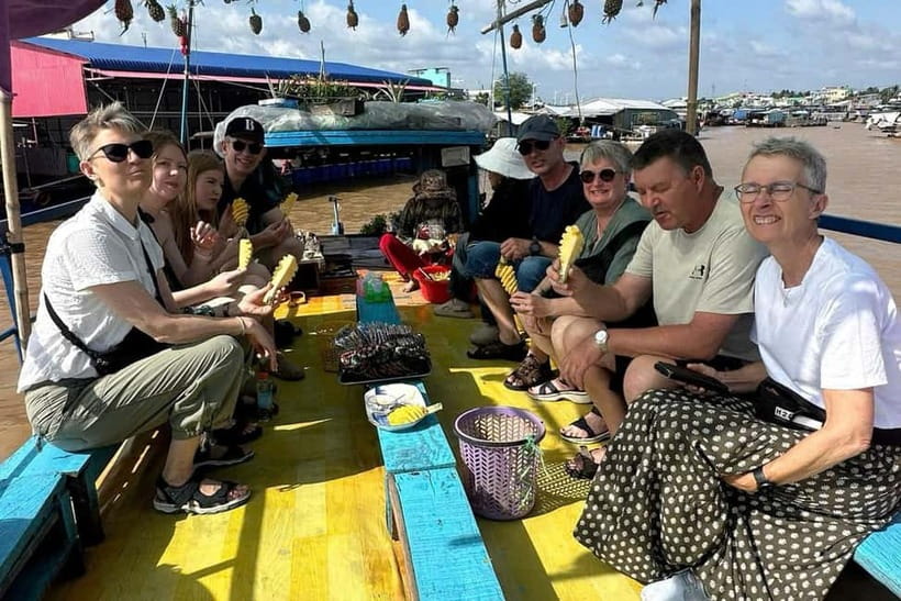 2-Day Mekong Delta Luxury Group Tour from Ho Chi Minh City - Hotel Comfort and Food: What’s Included (and What You’ll Pay For)