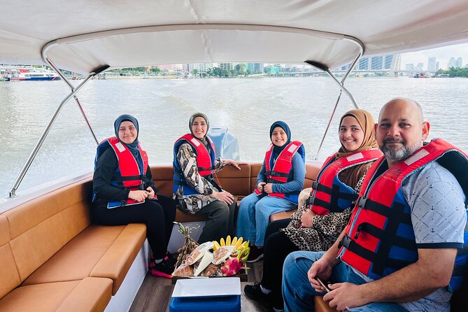 Authentic Mekong Delta Tour With Local Experts By SpeedBoat - Nhà Hàng Diễm Phượng and a 7-course Mekong Delta lunch