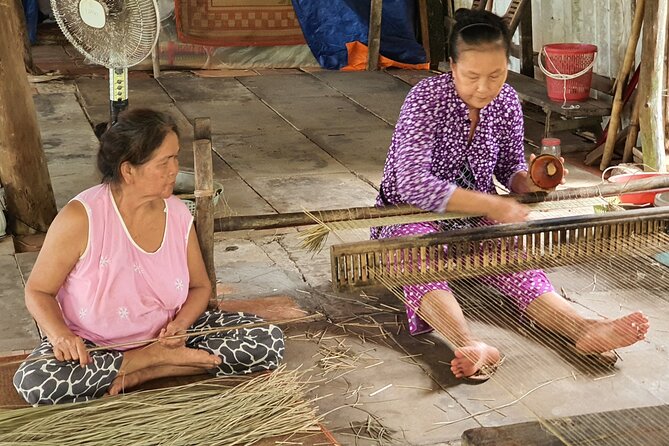 Ben Tre: Scooter, Culture, Sailboat and Mekong Food (Half Day) - Guides like An: how the human touch changes the day