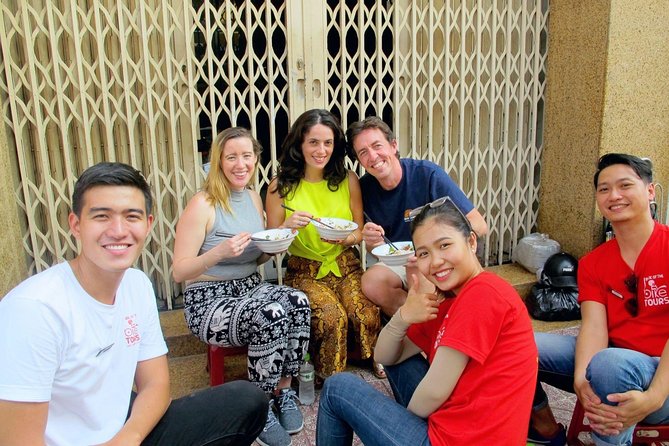 Big Eats & Small Seats - Start at Le Van Tam Park and eat like it’s everyday life