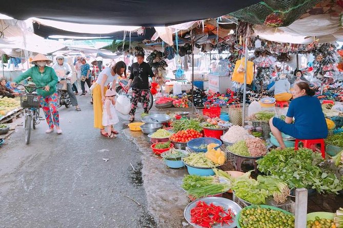 Cai Be Vinh Long & Cooking Class 1 Day Private Tour - Getting To Cai Be: The long ride out of Ho Chi Minh City