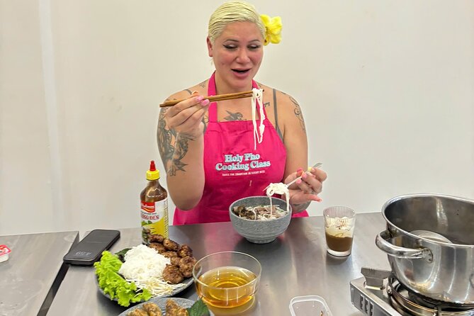 Cook 4 Local Vietnamese Dishes In Pink-themed Class & Market Tour - Chợ Tan Dịnh Wet Market: Where Vietnamese Flavors Start