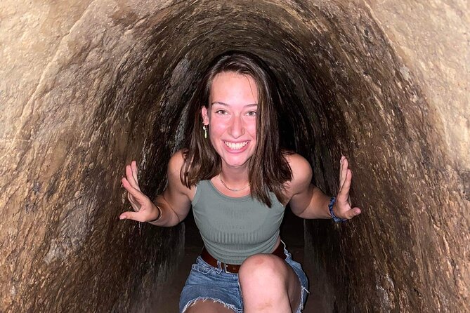 Cu Chi Ben Duoc Tunnels Tour (max 12 people) with Private Option - The rubber plantation stop: a quick detour with real context