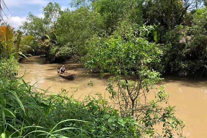 Cu Chi tunnel & Mekong Combined In One Day Tour Excursion - Pickup, private transportation, and group size: what changes for you