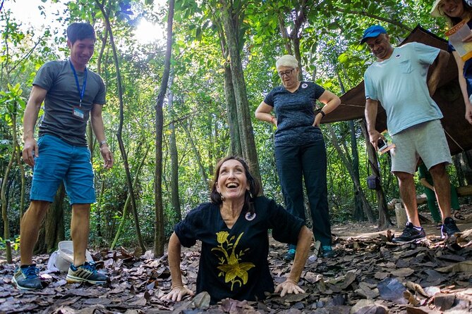 Cu Chi Tunnels Experience from Ho Chi Minh City - The return to Ho Chi Minh City: A local sandwich reset