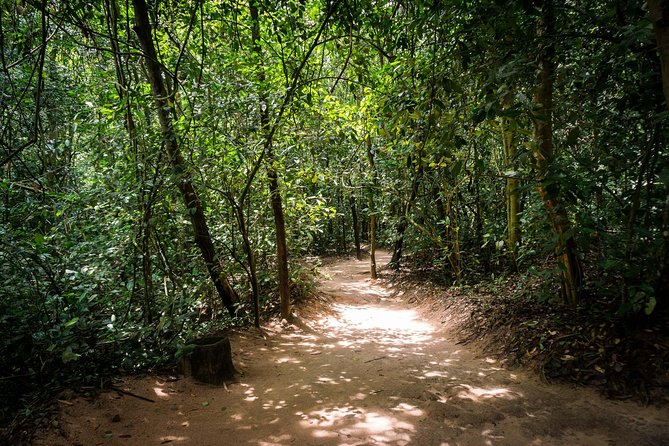 Cu Chi Tunnels Half-Day Tour: Vietnam War Underground Network - Ben Duoc tunnel complex: documentary, the 200km network, and traps
