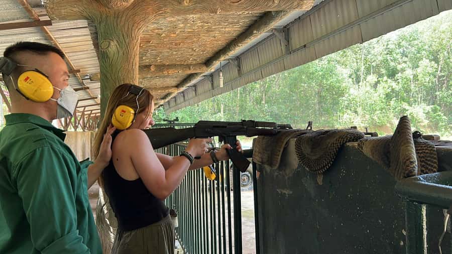 Cu Chi Tunnels & Mekong Delta Full-Day Tour from HCM City - From District 1 pickup to a full-day loop: how the timing really feels