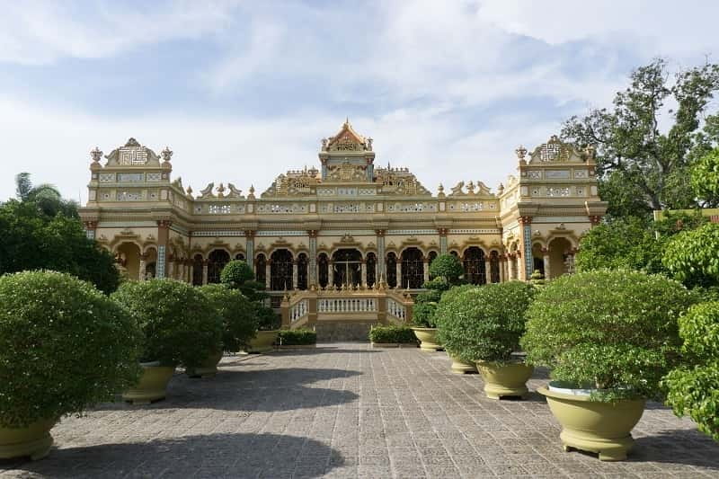Essential Mekong Delta: Highlight Tour from Ho Chi Minh City - Tien River cruise: Fish rafts, the four islands, and a big-water feel