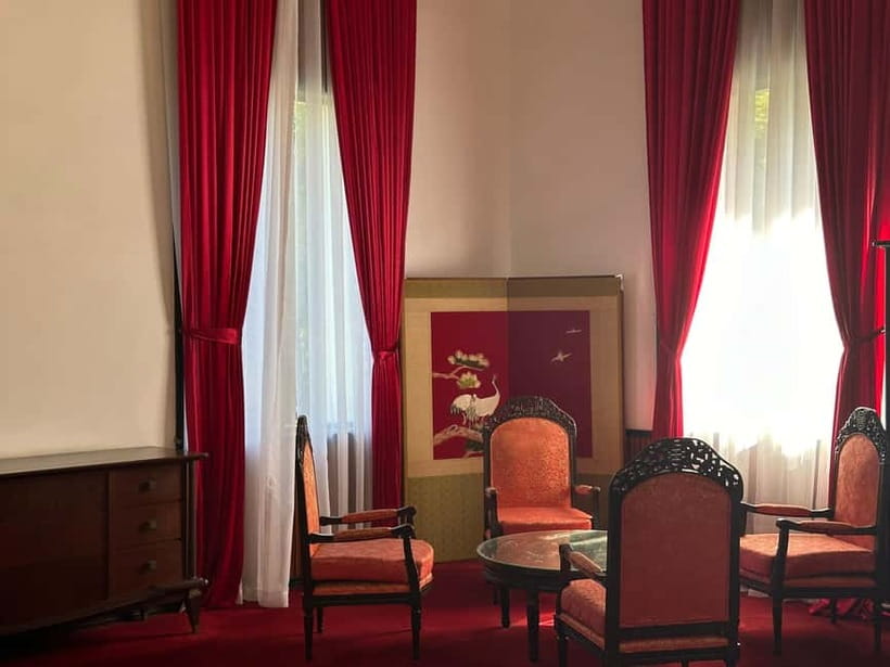 Free E-Sim War Remnants Museum & Independence Palace Tour - Should you book the Free e-sim Palace + War Remnants tour?