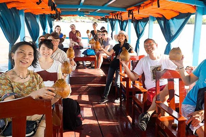 From HCM City: Mekong Delta Tour with Sampan Journey - The tip and shopping factor: stay comfortable and stay in charge