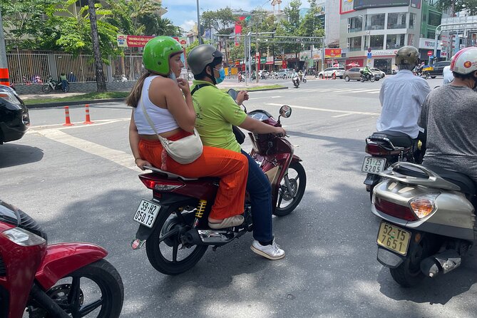 Good Morning Saigon Tour by Motorbike and Scooter - District 4: Street Vendors and the Morning Rush