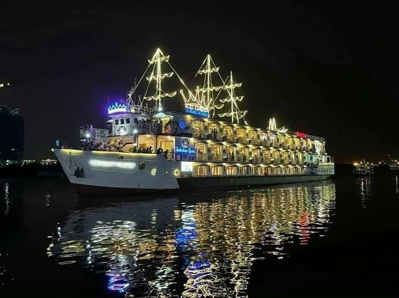 HCM: Night Experience Dinner Cruise on Saigon River - The dinner-on-cruise experience: buffet, set menu, music, and dancing