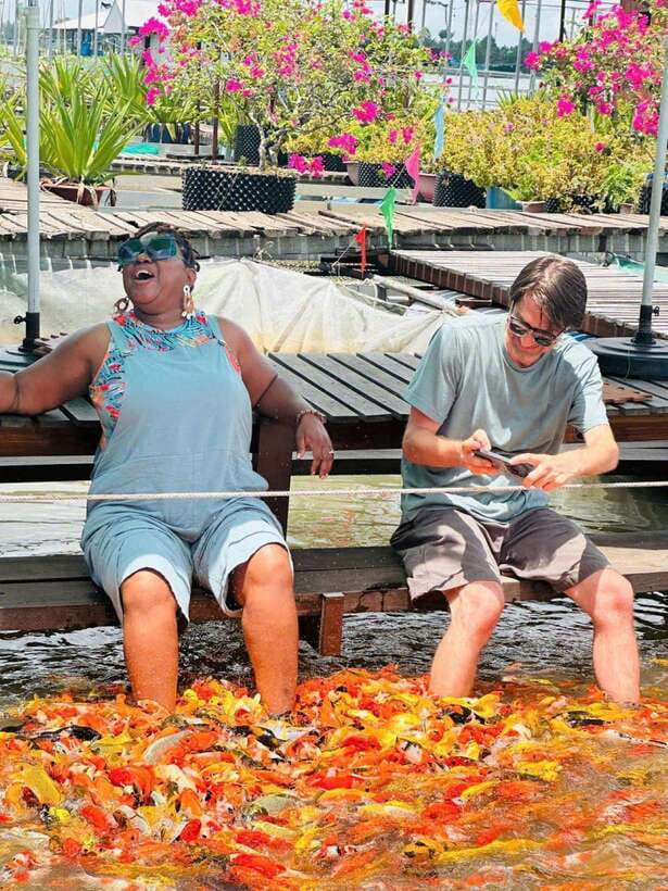 Ho Chi Minh: 1-Day Mekong Delta Tour-Floating Market & Islet - Pineapple on the Boat: Sweet Fruit Prep Meets Trader Life