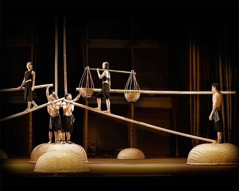 Ho Chi Minh: A O Show Bamboo Circus at Saigon Opera House - Inside the Saigon Opera House: An HCMC Evening Event