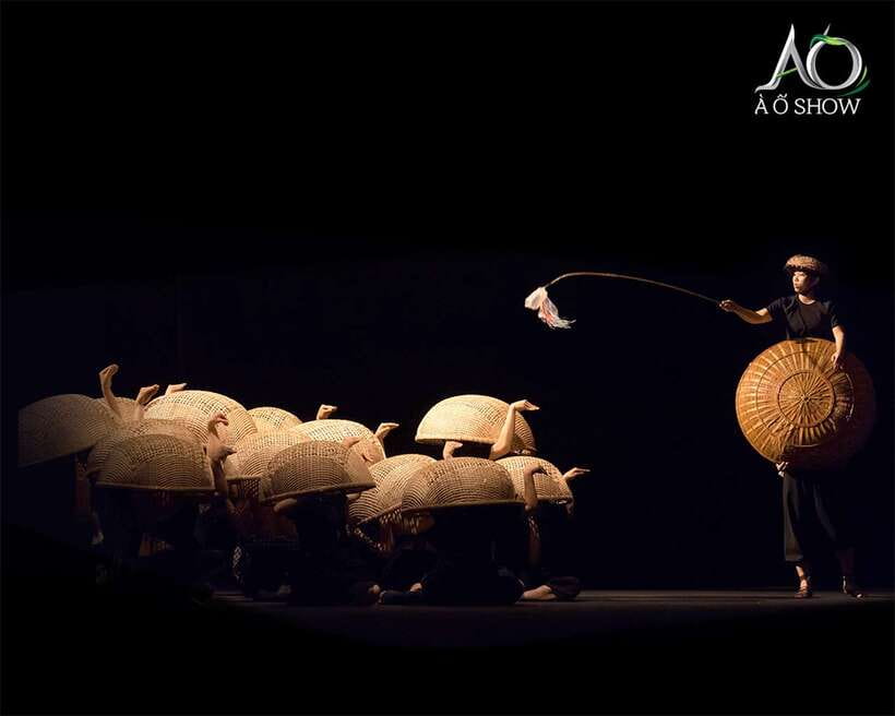 Ho Chi Minh: A O Show Bamboo Circus at Saigon Opera House - Acrobatics and Choreography: Athletic, Clean, and Fun