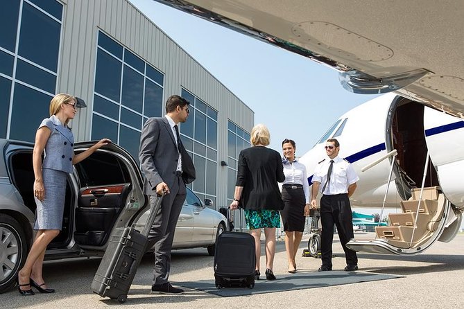 Ho Chi Minh Airport Arrival Or Departure By Private Car Transfers - Timing Realism: 45 Minutes Is the Goal, Not a Guarantee