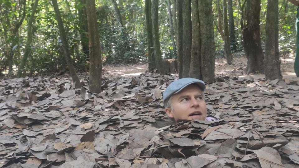 Ho Chi Minh City: Cu Chi Tunnels and Gun Shooting Experience - Should You Book Cu Chi Tunnels and Gun Shooting in Ho Chi Minh City?