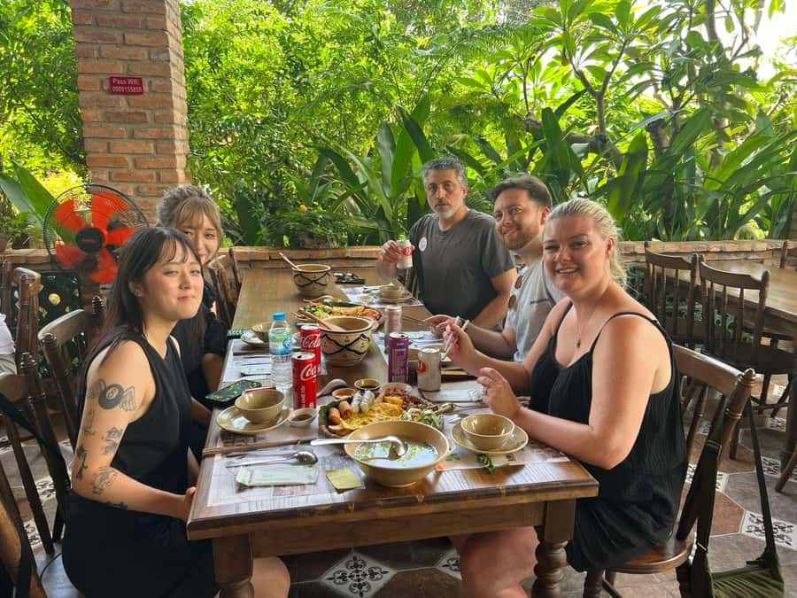 Ho Chi Minh City: Cu Chi Tunnels Ben Duoc VIP Limousine Tour - Lunch in Vietnam: local dishes with real dietary options
