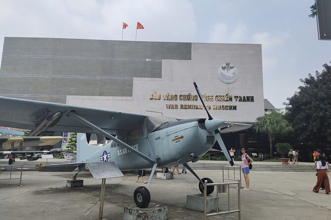 Ho Chi Minh City & Cu Chi Tunnels Full Day Tour - Notre-Dame Cathedral and Saigon Central Post Office: quick, classic, and photo-ready