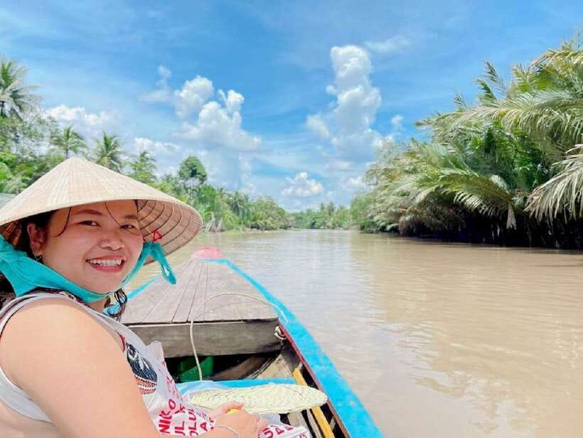 Ho Chi Minh City: Mekong Delta Tour with Sampan Journey - Mekong River cruise: islets, river life, and why the bigger boat helps