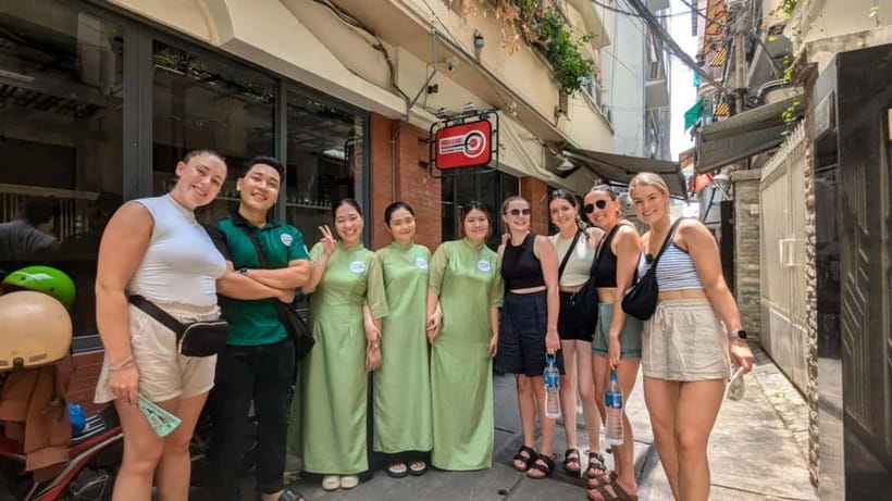Ho Chi Minh City: Motorbike Street Food Tour - 12 Tastings - The 12 tastings in order: what each stop really tastes like
