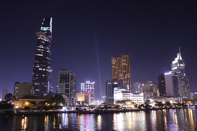 Ho Chi Minh City Night Light - Dinner on Cruise Luxury - Cyclos to the Harbor: A Local Jump Start
