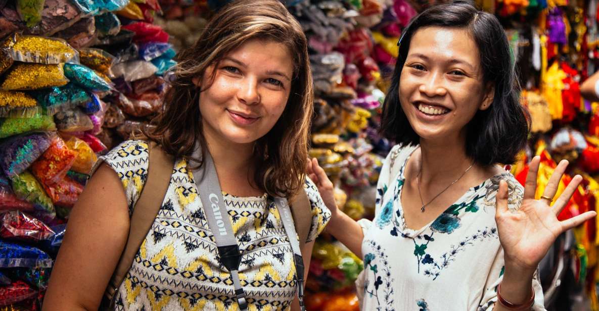 Ho Chi Minh City: Private City Tour Off the Beaten Track - Starting at Ben Thanh Market (gate 3) and getting moving fast
