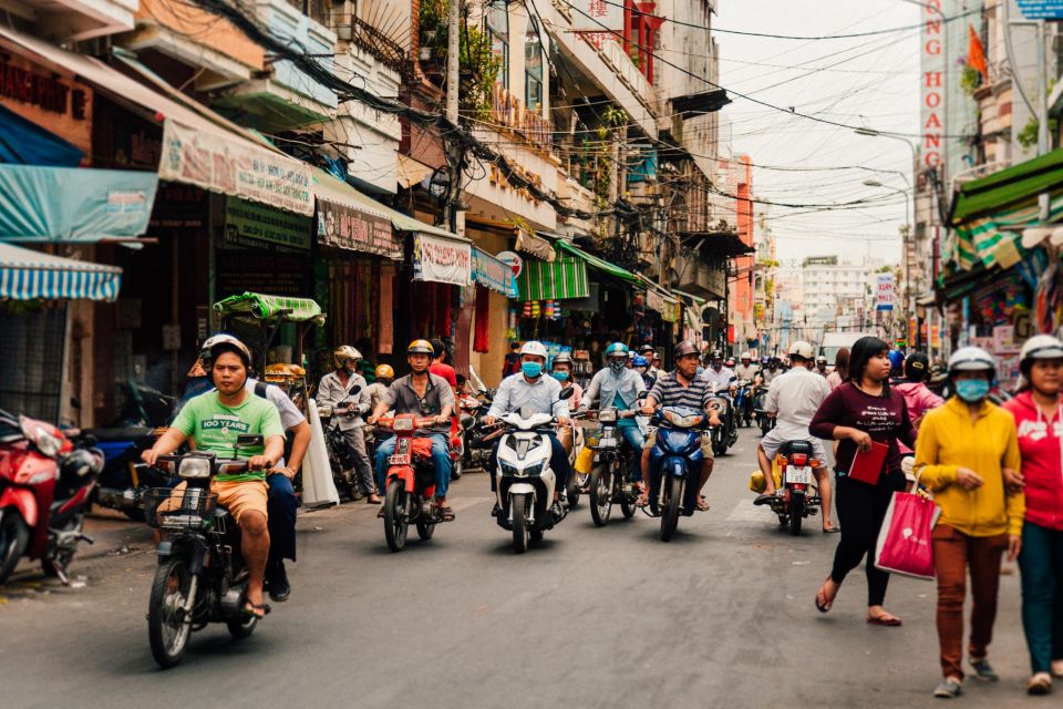 Ho Chi Minh City: Private City Tour Off the Beaten Track - Street art and architecture: learning to spot meaning on side streets