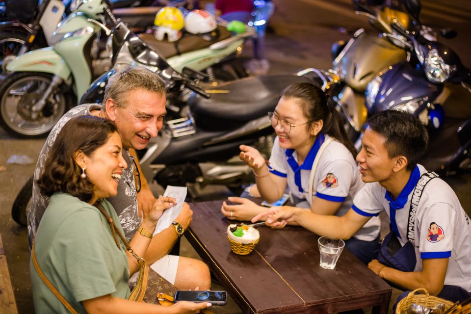 Ho Chi Minh City: Private Street Food Motorbike Tour - District 10 for Bò Kho in a clay pot since 1975