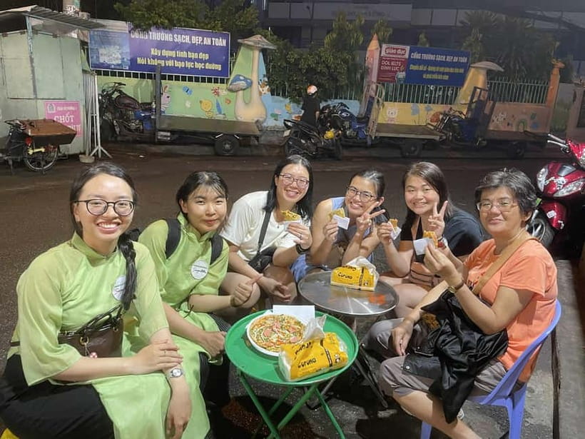 Ho Chi Minh City: Street Food Walking Tour with 12 Tastings - Pickup, small group pace, and what the walking tour layout means for you