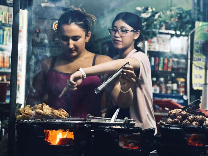 Ho Chi Minh City: Walking Food Tour with 13 Tastings - Fast take: why this food tour earns its 5-star buzz