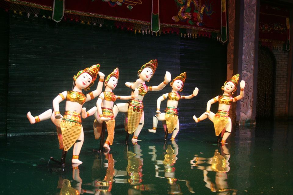 Ho Chi Minh City: Water Puppet Show and Dinner Cruise - Saigon River dinner cruise: The food and pacing reality check