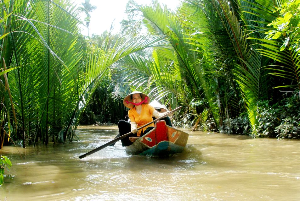 Ho Chi Minh: Full-Day Cu Chi Tunnels and Mekong Delta Tour - Củ Chi Tunnels: a physical experience with real context