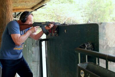 Ho Chi Minh: Full-Day Cu Chi Tunnels and Mekong Delta Tour - Morning pickup and the ride to Cu Chi: expect comfort, not sightseeing