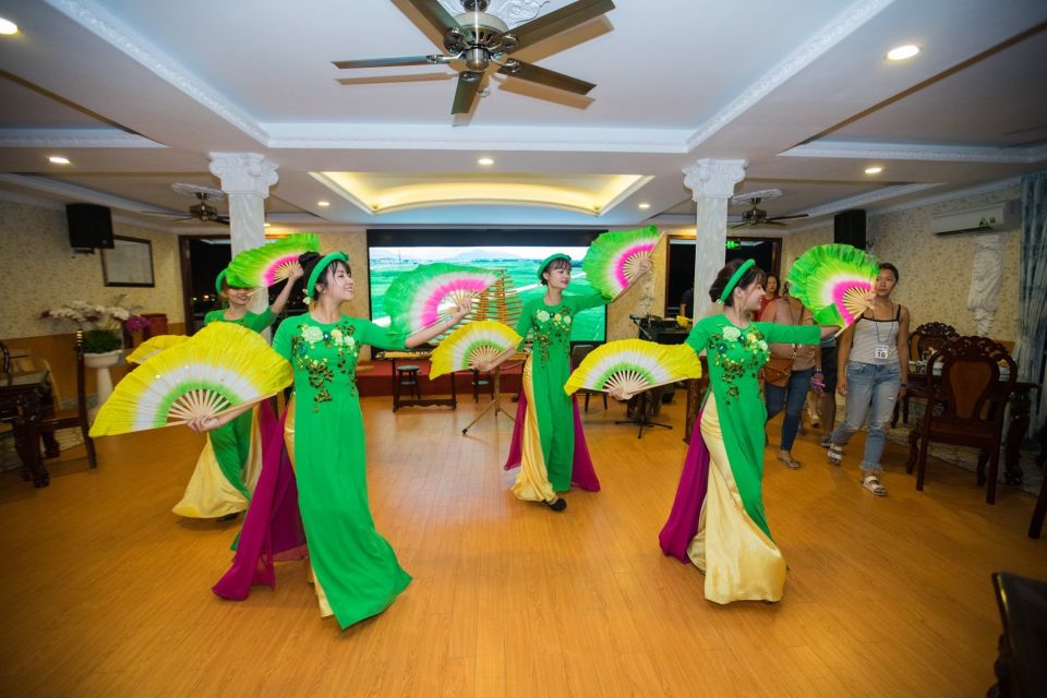 Ho Chi Minh: Private City Tour and Dinner Cruise with Buffet - From streets to river: boarding the Saigon River dinner cruise
