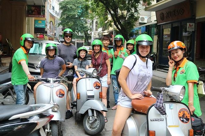 Ho Chi Minh Vespa City Tour 4,5 hours - Flower Market Ho Thi Ky: senses, color, and the 30-minute reality check