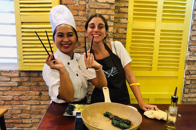 Immersive Cooking Class & Wet Market Tour by Local Chef +Cookbook - What You’ll Cook: Spring Rolls, Pho, and More Classics