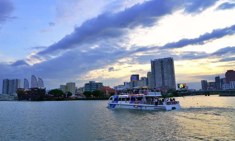 Lively Saigon River Sightseeing Cruise + Guided Walking Tour - The 45-minute Saigon River cruise: skyline views with real landmarks