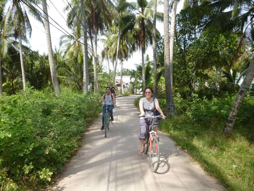 Mekong Day Tour by Car:Cai Be market, Local Island & Cycling - Transportation and logistics: private beats crowded on the Delta