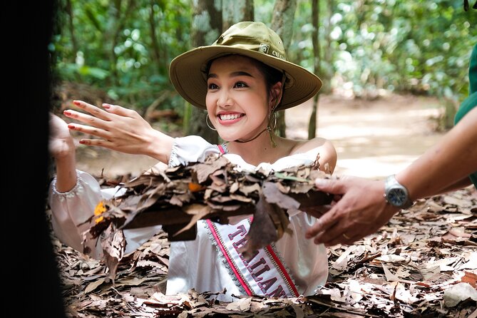 Premium Cu Chi Tunnels Tour with Local Expert - Cu Chi Tunnel Complex: Film First, Then Two Hours Underground