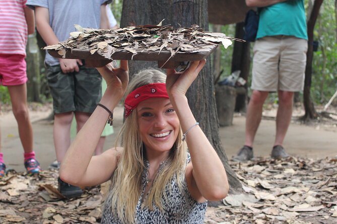 Premium Cu Chi Tunnels Tour with Local Expert by SpeedBoat - The food break: breakfast on the boat and a traditional lunch at Tan Cang