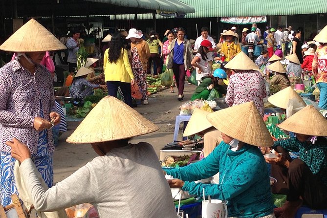 Private Authentic Mekong River Full Day Trip - Non Touristic Mekong delta - Cao Dai Temple and the local market: start with the real rhythm