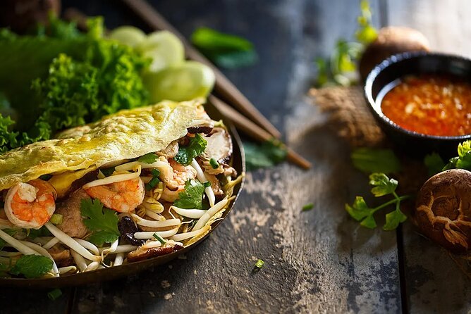 Private Jeep Tour Saigon by Night: Foodie & City Tour - The guide and driver: what good looks like (and why it matters)