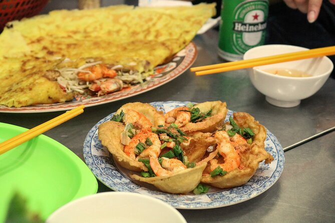 Private Local Food 4-hour Scooter Tour in Ho Chi Minh City - Your route: 8 stops that cover noodles, beef, flowers, coffee, and dessert