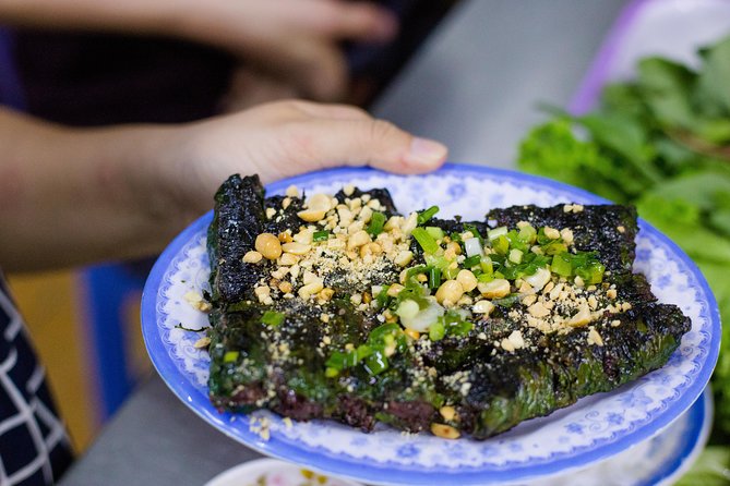 Private Street Food Evening Walking Tour in Ho Chi Minh City - Drinks included: beer, Vietnamese rice wine, and why it matters