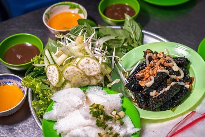 Private Street Food Tour by Motorbike in Ho Chi Minh City - Getting on the right bike: pickup, privacy, and timing