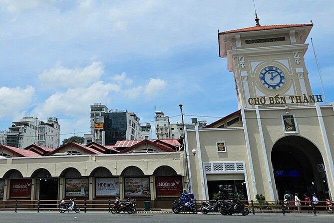 Private Walking Half Day Tour in Ho Chi Minh City - Notre Dame Cathedral: photo time, but respect what the day allows